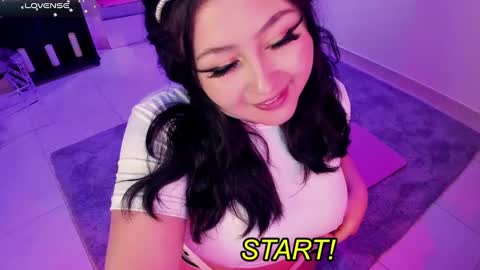 Lenna Kang online show from January 2025 05:22:02 PM