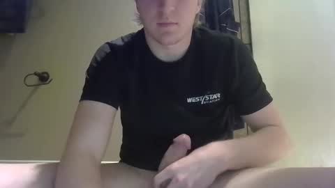 lenewton2004 online show from February 2025 10:44:02 PM