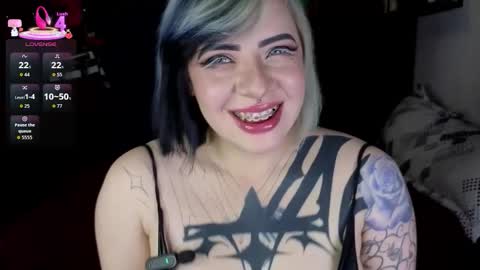 Snapshot of lennablack_ chatting on October 2025 04:36:02 PM Lenna online show from October 2025 04:36:02 PM