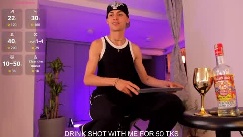 Snapshot of lennercollins_ chatting on April 2026 12:21:02 AM Lenner INDEPENDENT MODEL online show from April 2026 12:21:02 AM