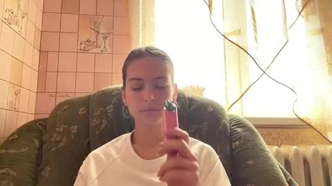 Hellomy name is Natalyits my first day here nice to meet you Give me 50 thumbs ups online show from May 2026 07:50:01 AM