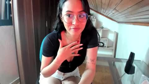 lennox_amy online show from May 2026 01:31:01 PM