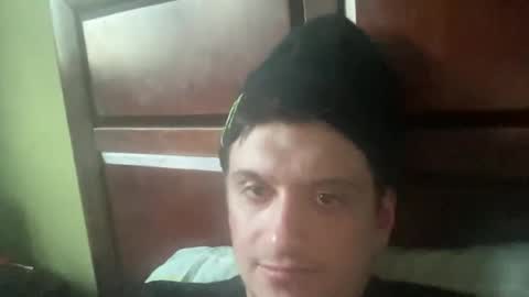 Snapshot of lennyhenny2024 chatting on February 2025 11:53:01 AM lenny online show from February 2025 11:53:01 AM