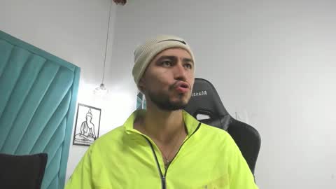 Snapshot of leo_carter1 chatting on February 2026 02:04:02 PM leo_carter1 online show from February 2026 02:04:02 PM