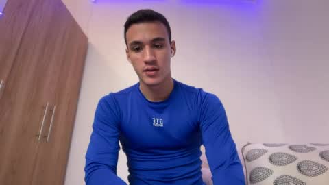 leo_delveyy online show from March 2026 02:57:02 AM