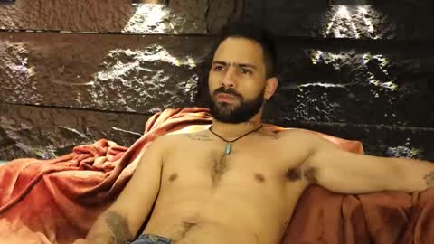 Leo  Diaz online show from October 2025 01:48:02 AM