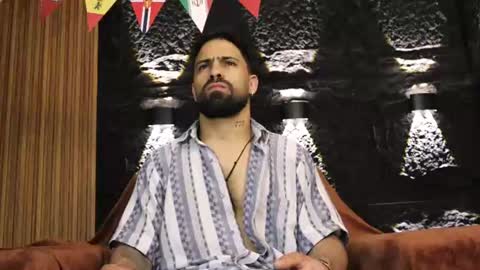 Leo  Diaz online show from July 2026 11:24:01 PM