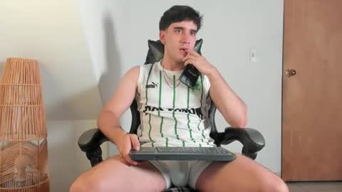 Leo Jones online show from July 2026 02:49:02 AM