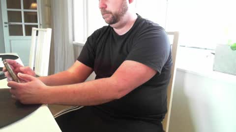 Leofromsweden online show from April 2026 12:32:01 PM