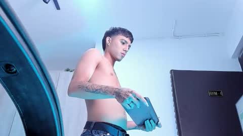 leohard_ online show from January 2026 11:26:02 AM