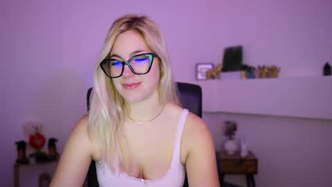 leokitty  online show from April 2026 08:23:01 AM