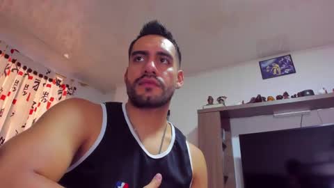 Snapshot of leon__hart chatting on December 2024 05:47:02 PM Leon Hart online show from December 2024 05:47:02 PM