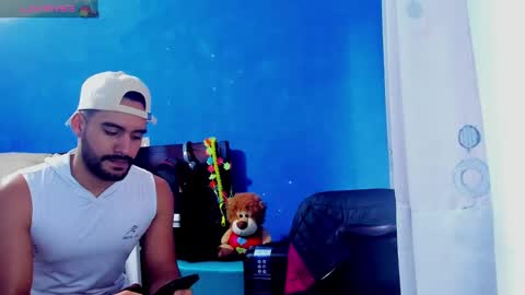 Snapshot of leon__hart chatting on January 2025 05:47:02 PM Leon Hart online show from January 2025 05:47:02 PM