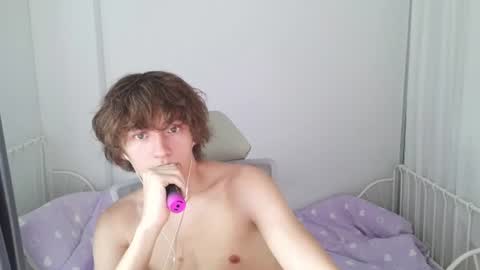Leon online show from June 2026 12:47:01 AM
