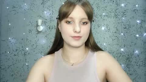 Leonaalove online show from October 2025 08:16:02 AM