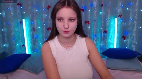 Leonaalove online show from February 2026 11:04:01 AM