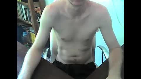 Snapshot of leonardo9069 chatting on January 2026 05:04:02 PM Leo online show from January 2026 05:04:02 PM