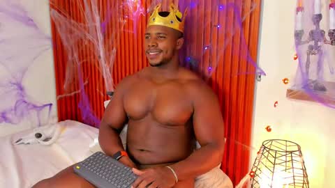 Snapshot of leonardo_jones1 chatting on October 2025 04:47:01 AM Leandro jones online show from October 2025 04:47:01 AM