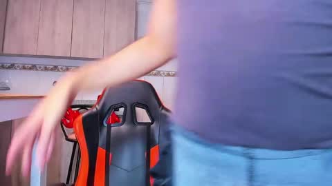 Tom Rider online show from March 2025 07:09:02 PM