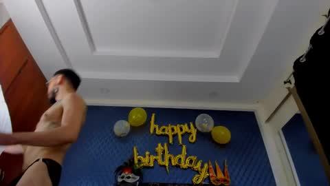 Snapshot of leondevereda_ chatting on February 2025 10:52:02 PM Len online show from February 2025 10:52:02 PM