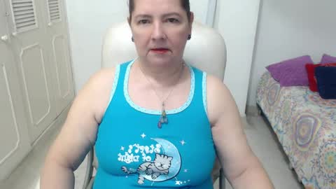 leonela   online show from May 2026 11:02:02 PM