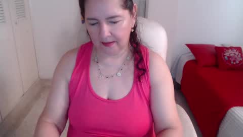 leonela   online show from June 2026 12:09:01 PM