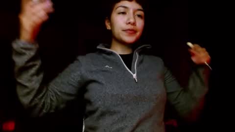 leonela  online show from October 2025 05:33:01 AM