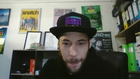 Snapshot of leonidascum chatting on February 2026 09:19:02 AM leonidascum online show from February 2026 09:19:02 AM