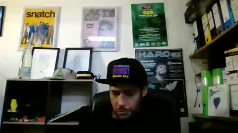Snapshot of leonidascum chatting on June 2026 10:31:01 AM leonidascum online show from June 2026 10:31:01 AM