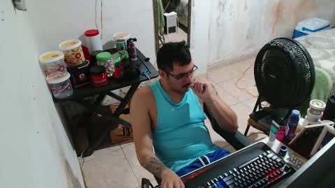 Snapshot of leonino231 chatting on January 2026 09:42:01 PM leonino231 online show from January 2026 09:42:01 PM