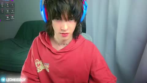 leonkissboy online show from June 2026 02:54:01 PM