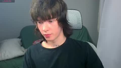 leonkissboy online show from July 2026 03:43:01 PM