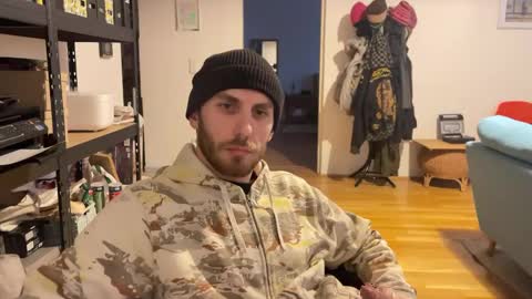 Snapshot of leonvampire chatting on January 2025 03:23:01 PM Leon online show from January 2025 03:23:01 PM