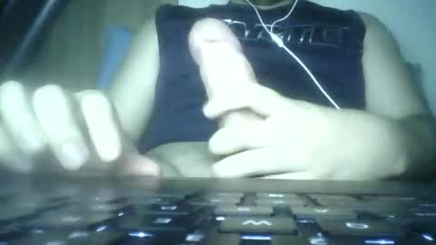 Snapshot of leoonel_95 chatting on May 2026 05:37:02 AM leoonel_95 online show from May 2026 05:37:02 AM