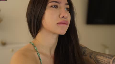 Leora online show from February 2025 05:12:01 PM