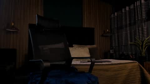 Leo Salvatore online show from February 2025 03:43:01 AM