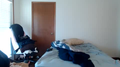 Snapshot of leroy_lew chatting on May 2026 09:27:01 PM leroy_lew online show from May 2026 09:27:01 PM