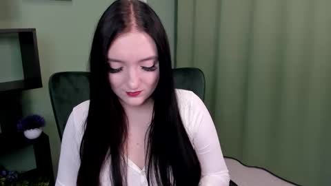 Lesley online show from October 2025 05:16:02 AM