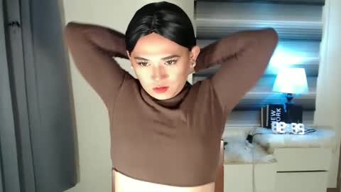 Snapshot of lesleyanderson chatting on December 2024 08:44:02 AM Pat online show from December 2024 08:44:02 AM