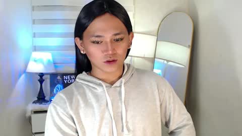 Snapshot of lesleyanderson chatting on December 2024 07:47:01 AM Pat online show from December 2024 07:47:01 AM