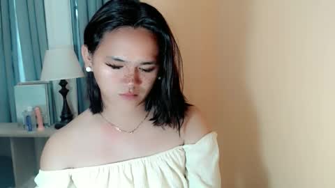 Snapshot of lesleyanderson chatting on September 2025 12:25:01 AM Pat online show from September 2025 12:25:01 AM