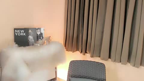 Snapshot of lesleyanderson chatting on October 2025 12:40:02 AM Pat online show from October 2025 12:40:02 AM