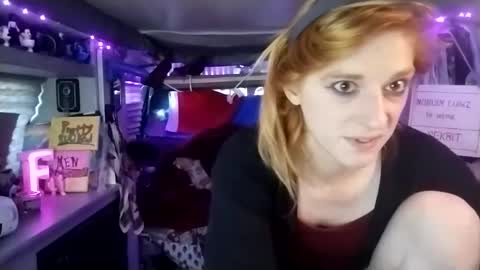 LesleyGumGrass- The Boring Trans girl online show from March 2025 09:24:01 PM