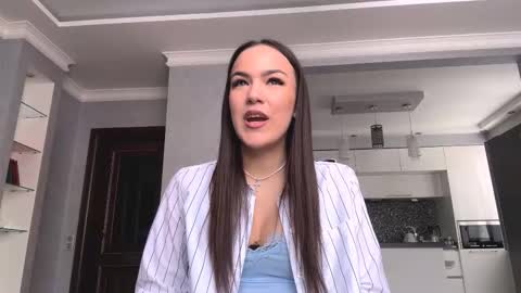 Snapshot of leslidagis chatting on March 2026 06:26:01 AM Hello my name is Carry online show from March 2026 06:26:01 AM