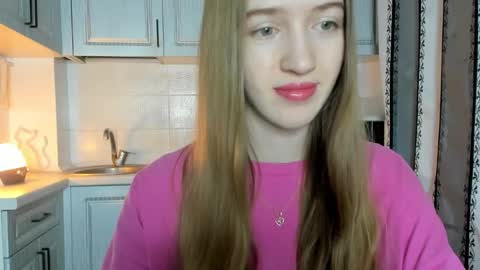  LESLIE   online show from November 2025 05:21:02 AM