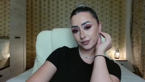 leslie_secret online show from December 2024 12:30:02 AM