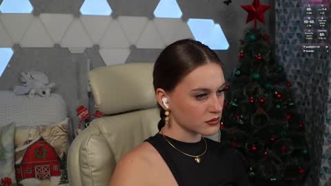 Snapshot of lesliekorfs chatting on December 2024 10:05:02 PM LeslieKorfs online show from December 2024 10:05:02 PM