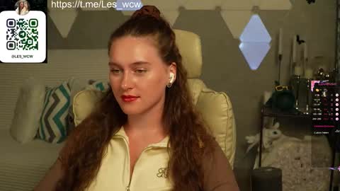 Snapshot of lesliekorfs chatting on October 2025 07:36:02 PM LeslieKorfs online show from October 2025 07:36:02 PM