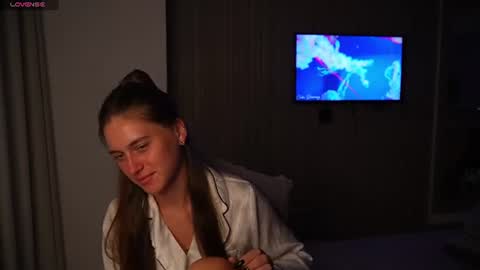 LeslieKorfs online show from June 2026 10:58:01 PM