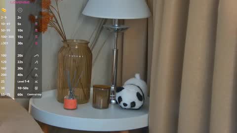 Leslie online show from January 2025 09:44:02 AM